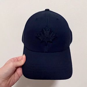 Blue maple leaf roots ball cap | NWT